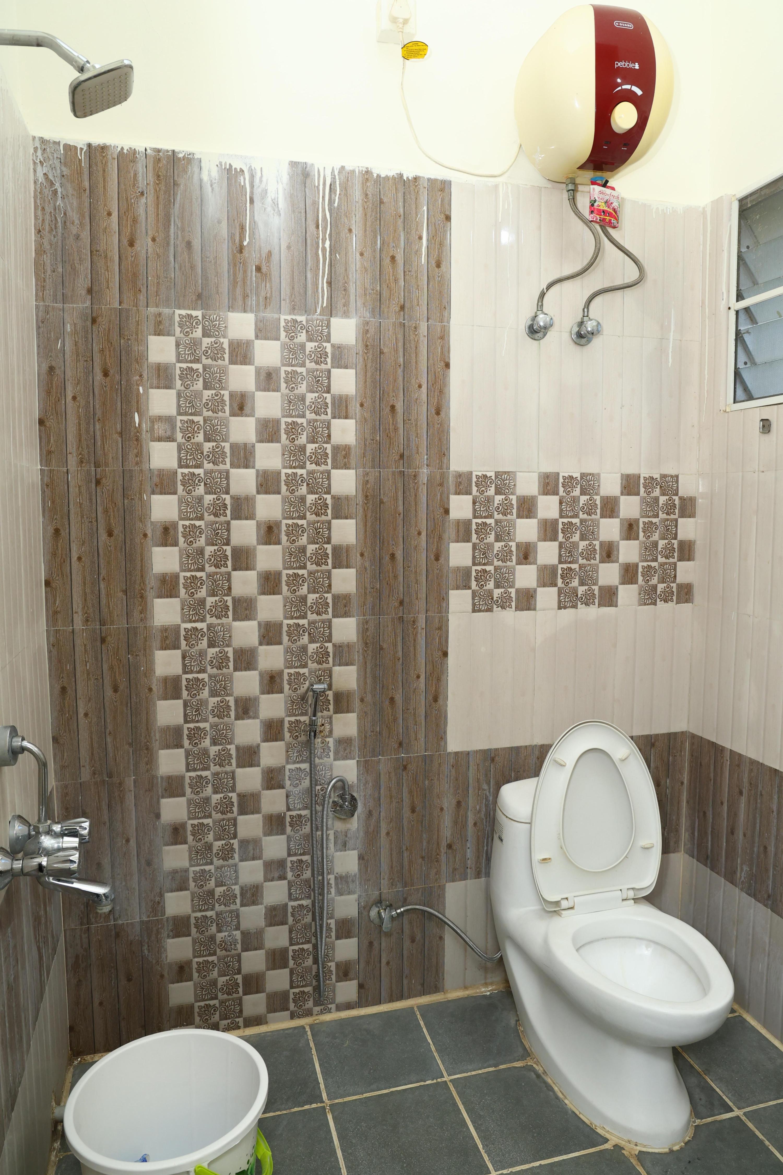 Alfalah Residency - Tap to explore photos