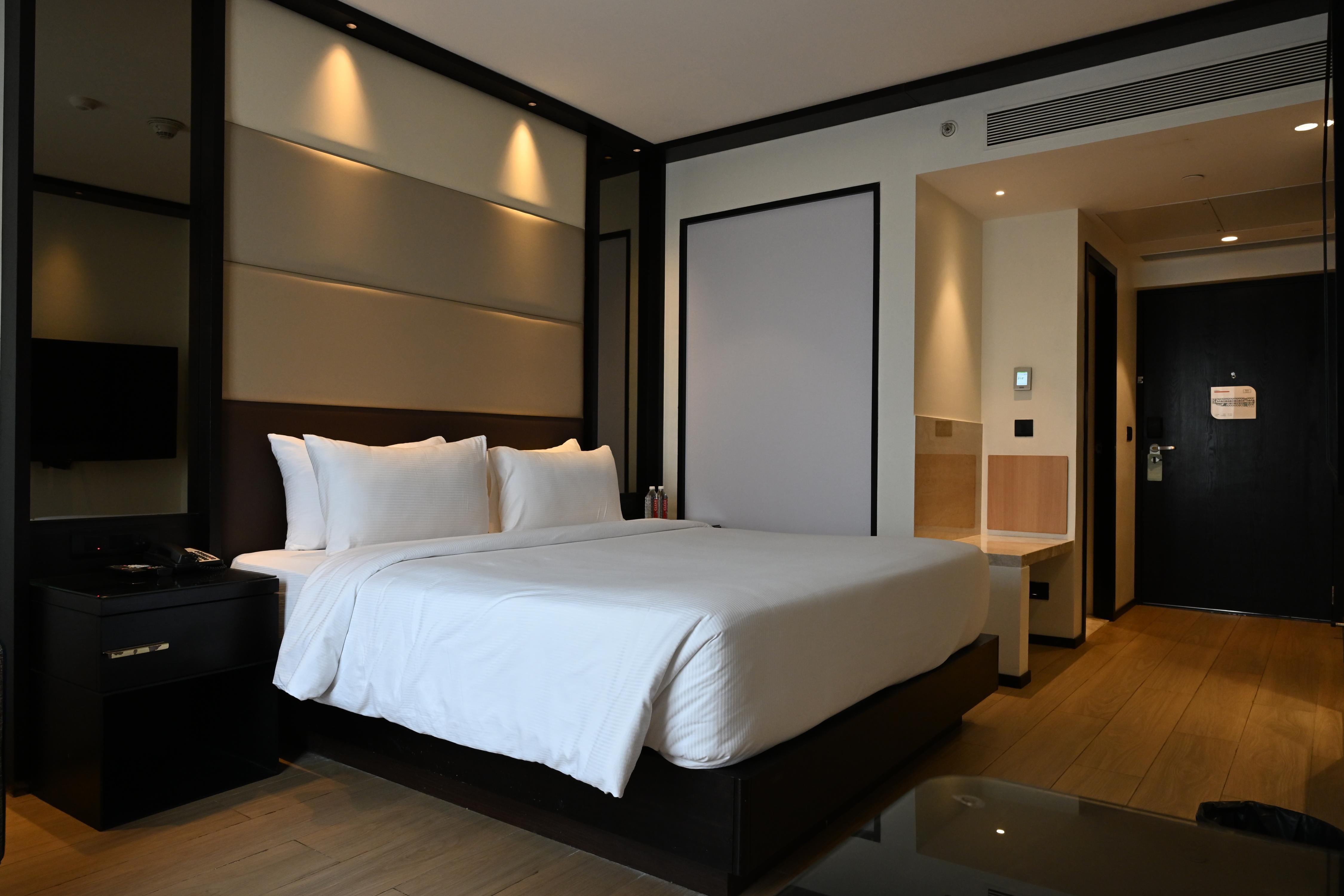 Hilton Garden Inn Pune Hinjawadi - Tap to explore photos