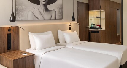 Radisson Blu Hotel, Cluj Room Type - Premium Room with Balcony Radisson Blu Hotel, Cluj Room Type - Premium Room with Balcony
