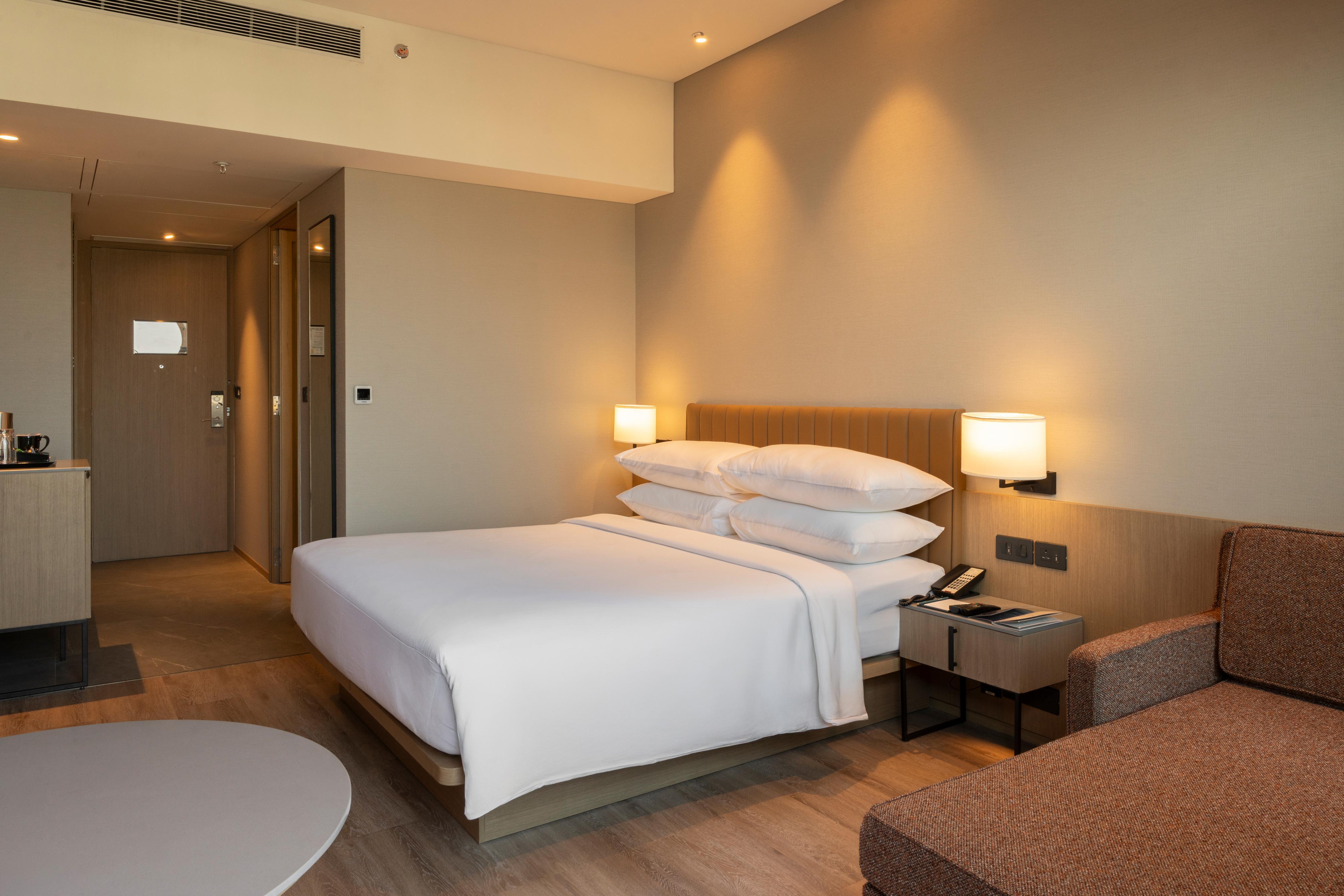 Fairfield by Marriott Vadodara - Tap to explore photos