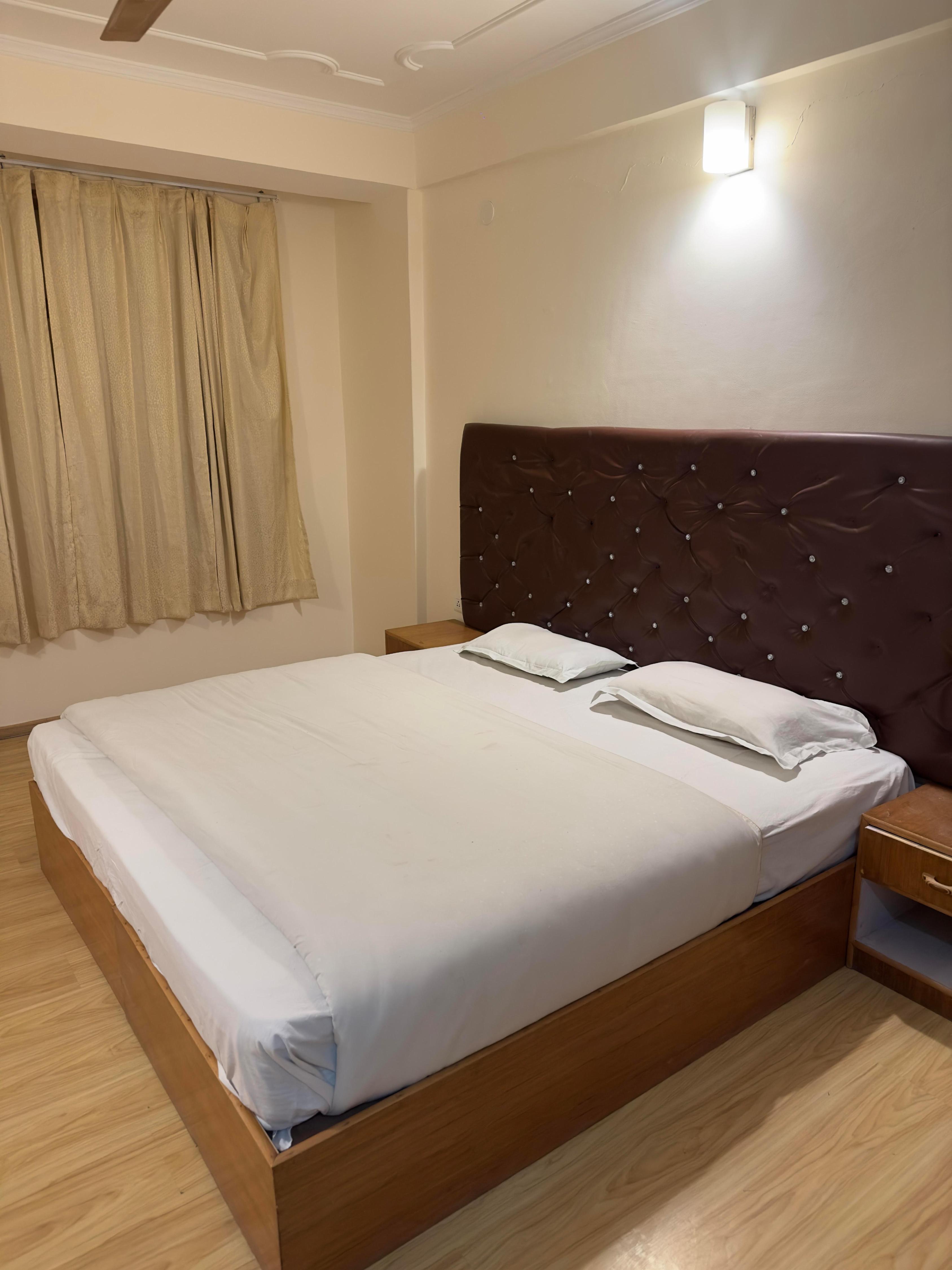 Hotel Dimbir Regency - Tap to explore photos