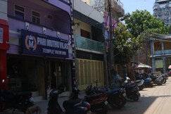 PARI MUTHU VILAS INN