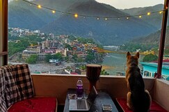 Yoga Anna Hostel | Rooms & Dorms