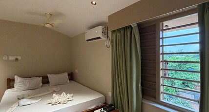 KHOAI VILLAGE RESORT Room Type - Deluxe (02nd Floor)