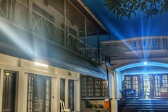 Vaiga Homes : Vembanadu Lakeview Retreat