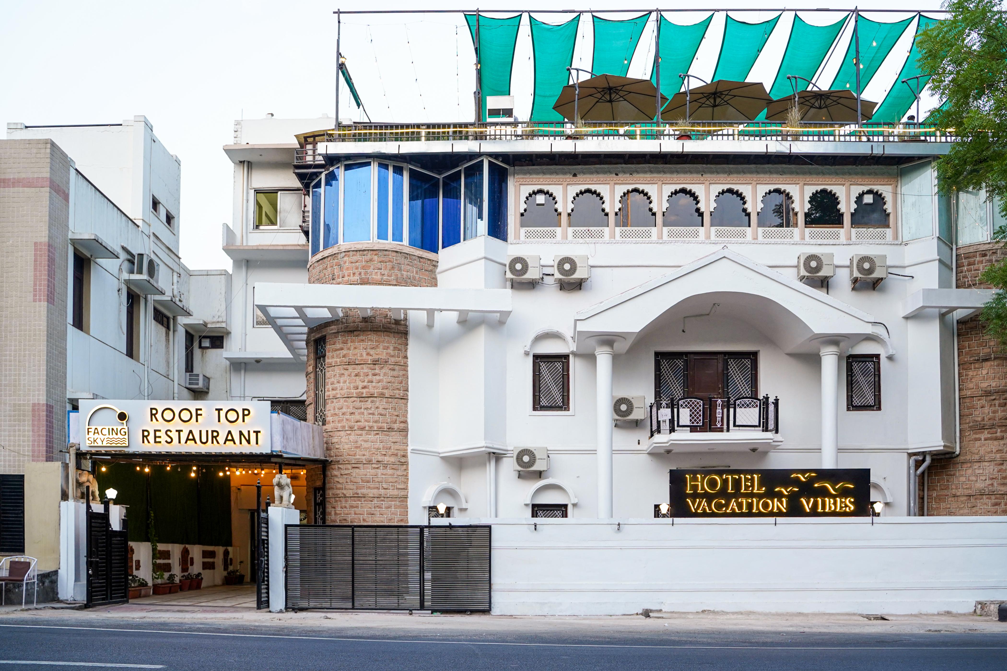 Hotel Vacation Vibes