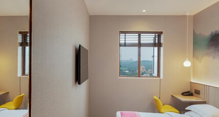 Ginger Mumbai, Goregaon Room Type - Luxe Queen Room Ginger Mumbai, Goregaon Room Type - Luxe Queen Room