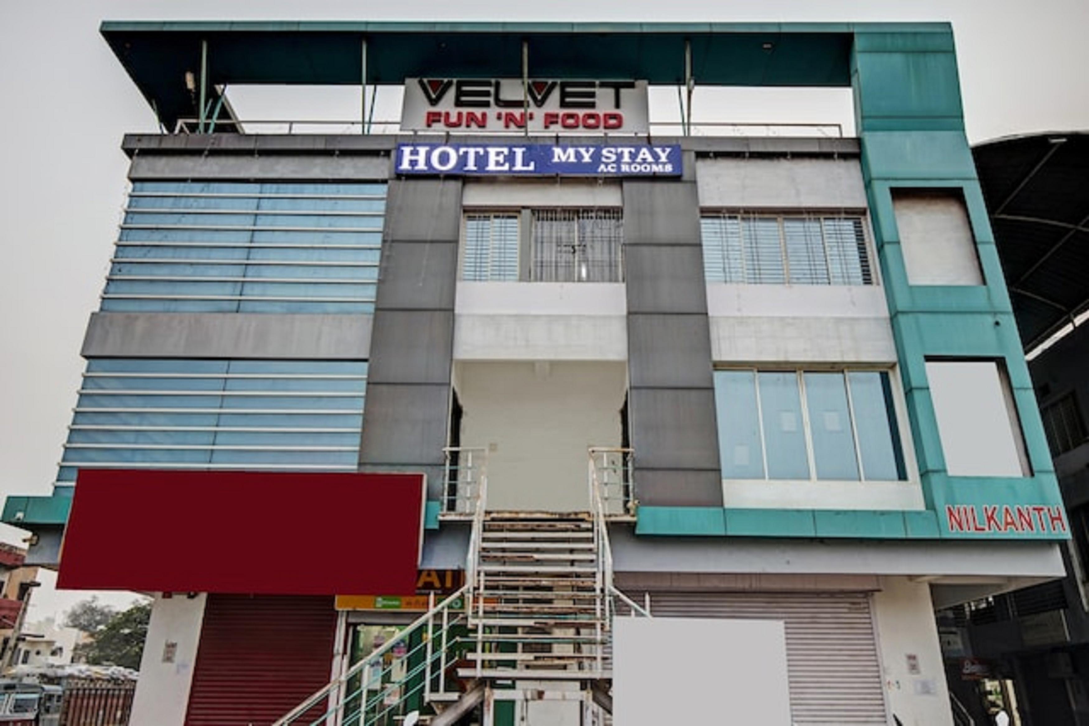 Hotel My Stay - Tap to explore photos