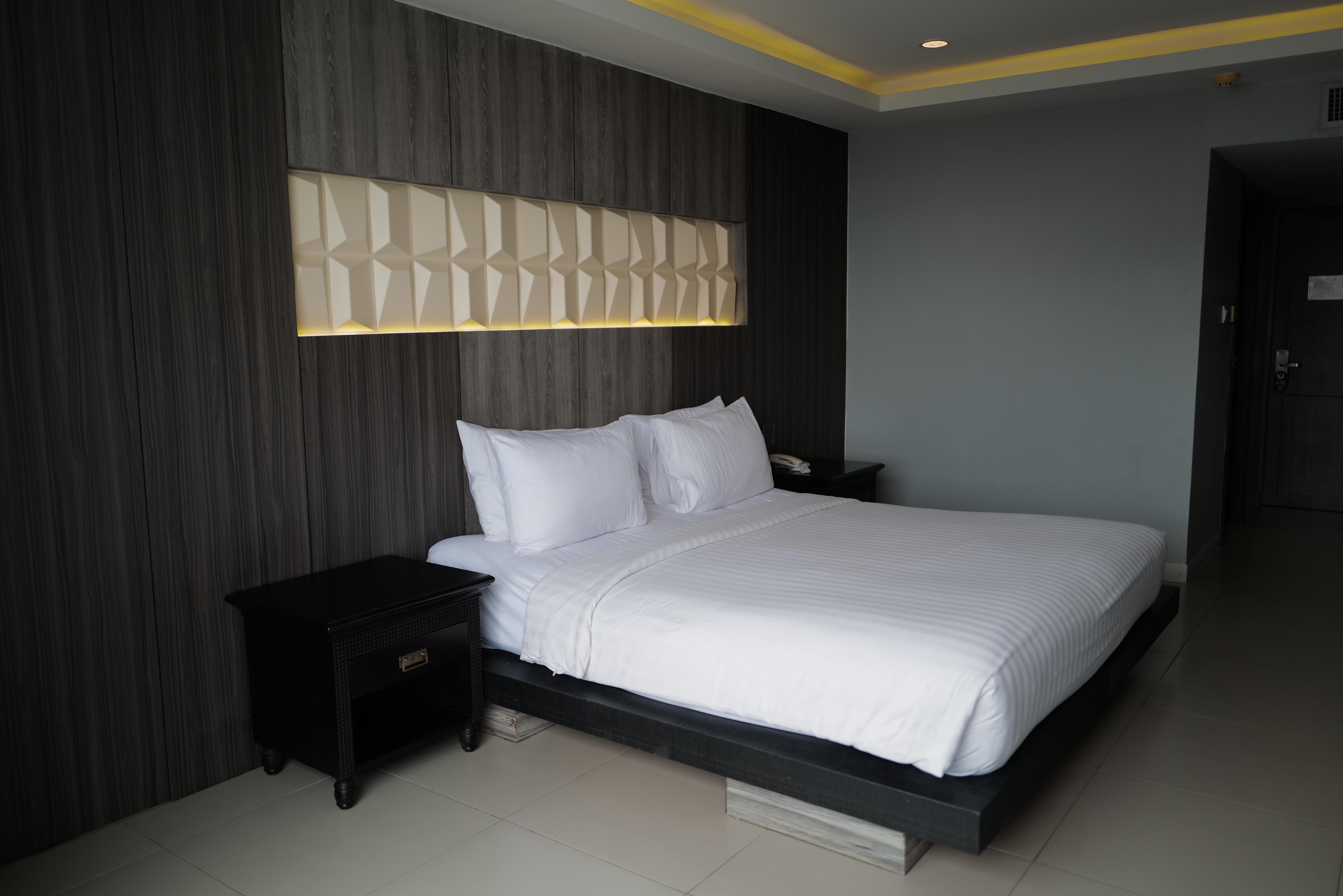 Hermann Hotel Pattaya - Tap to explore photos