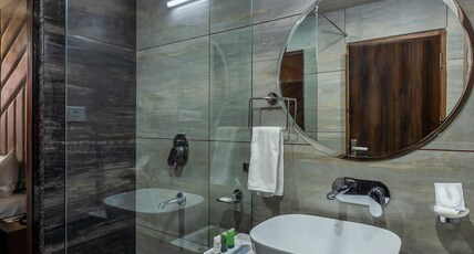 Sterling Shivalik Chail, Kufri Room Type - Classic Room with Balcony Sterling Shivalik Chail, Kufri Room Type - Classic Room with Balcony