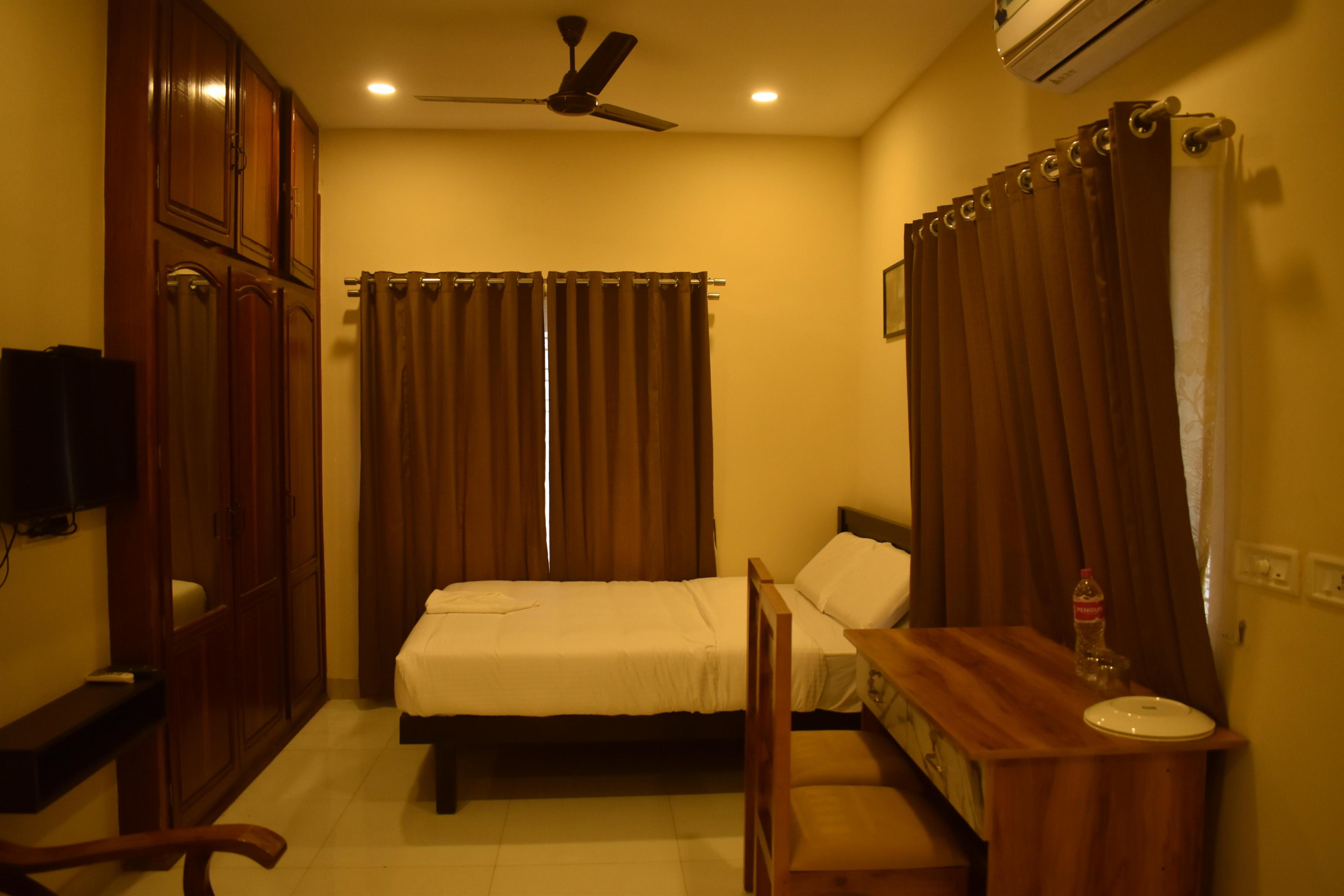 AS manzil Lounge - Tap to explore photos