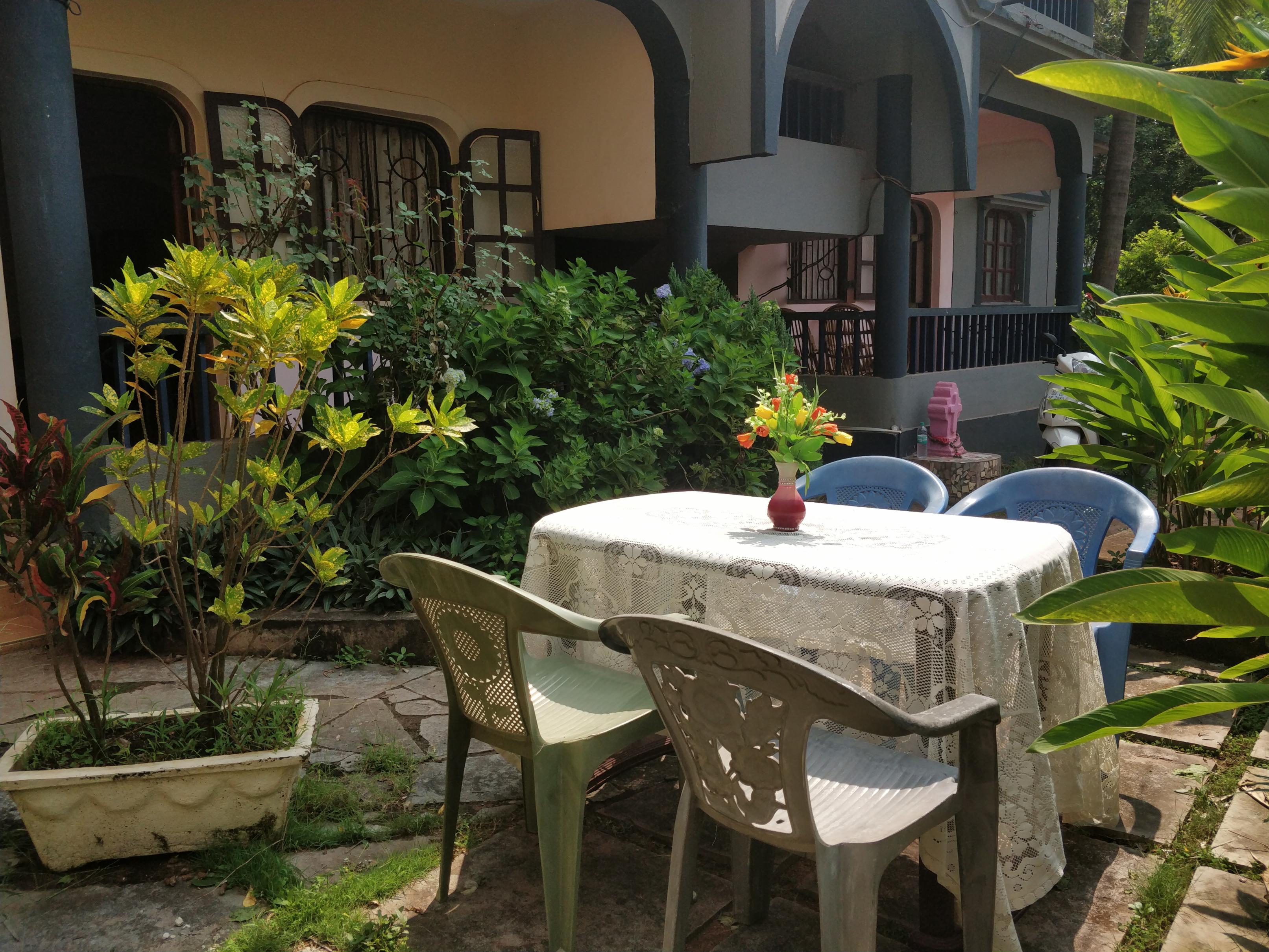 Koito-House - Tap to explore photos