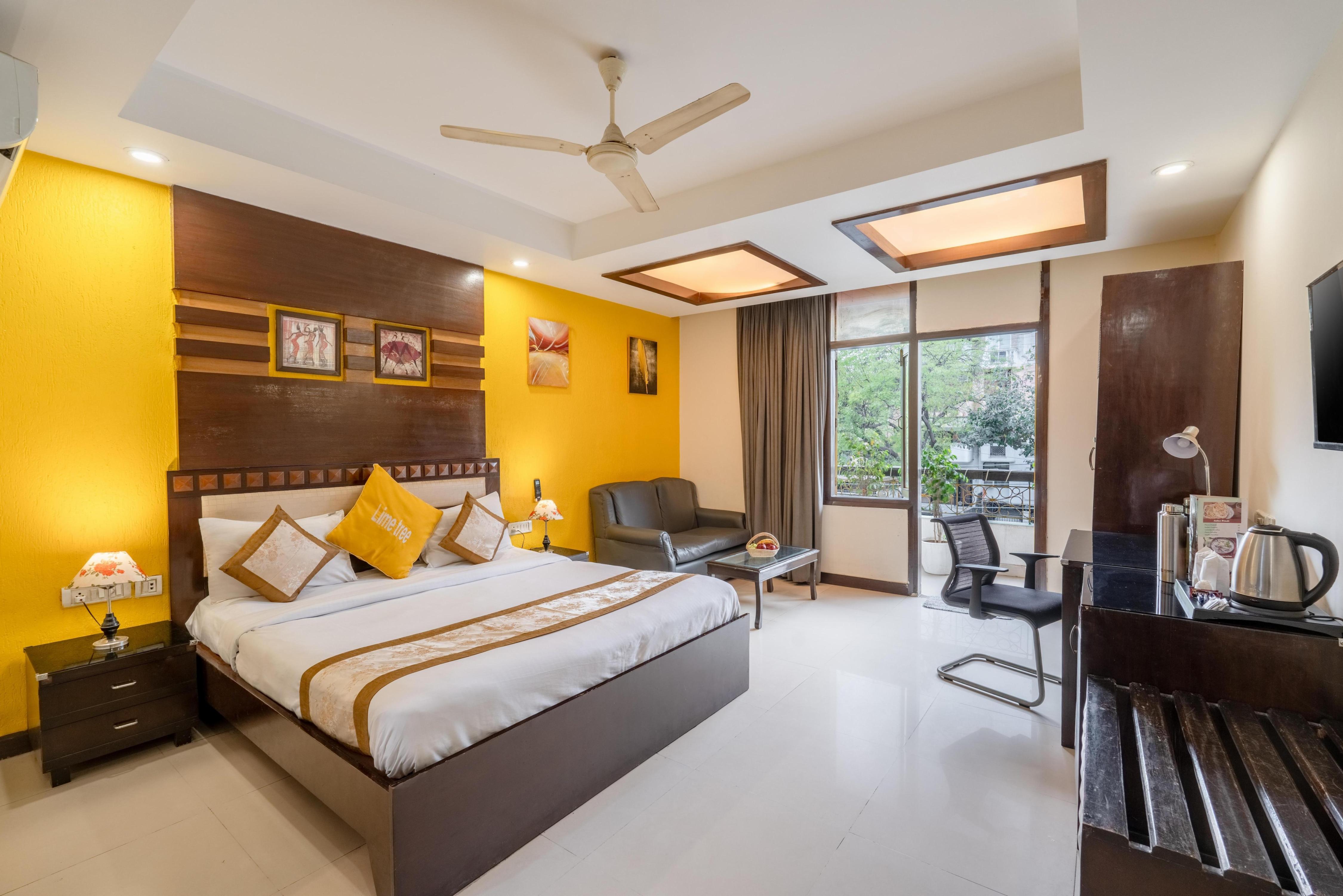 The Lime Stays GK Metro N/B Saket Select City