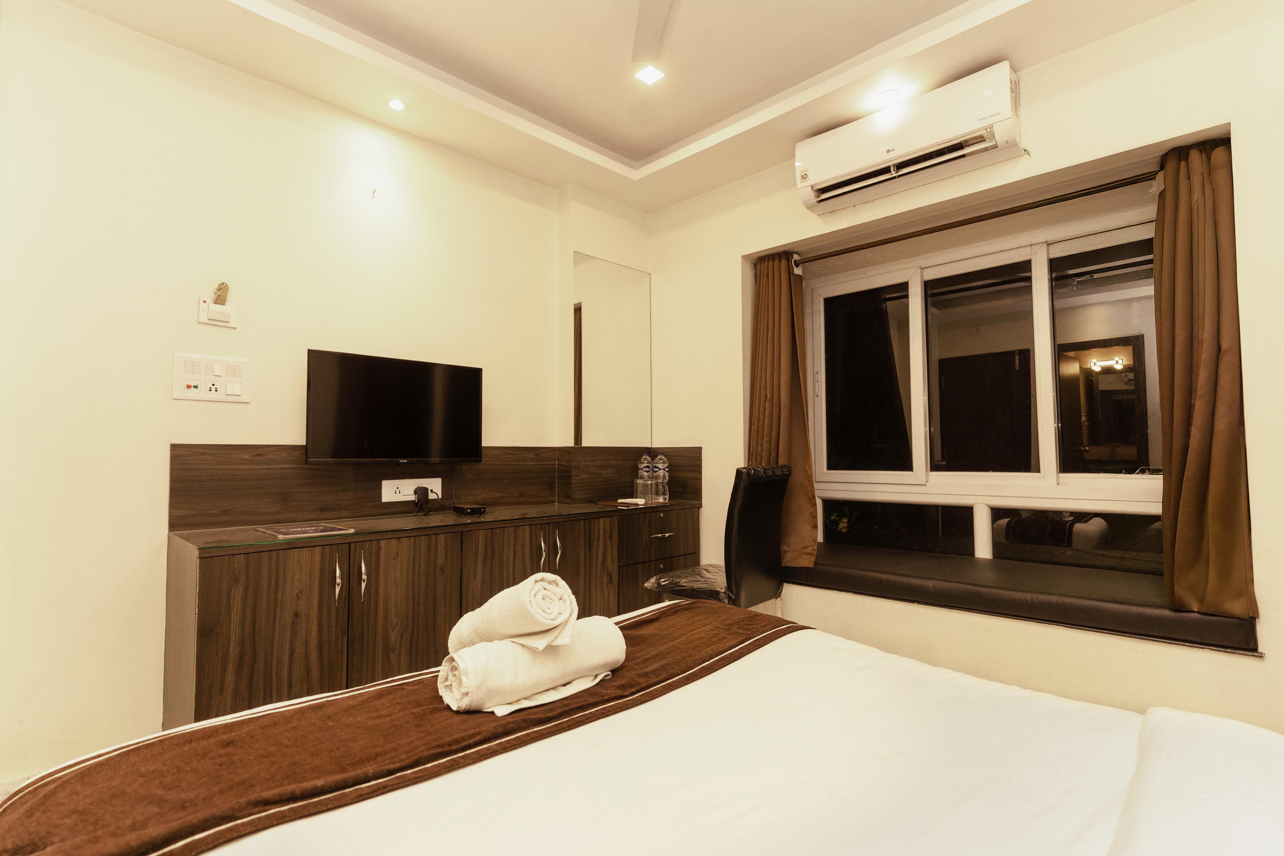 Sheldon Inn Room Type - Standard AC Room