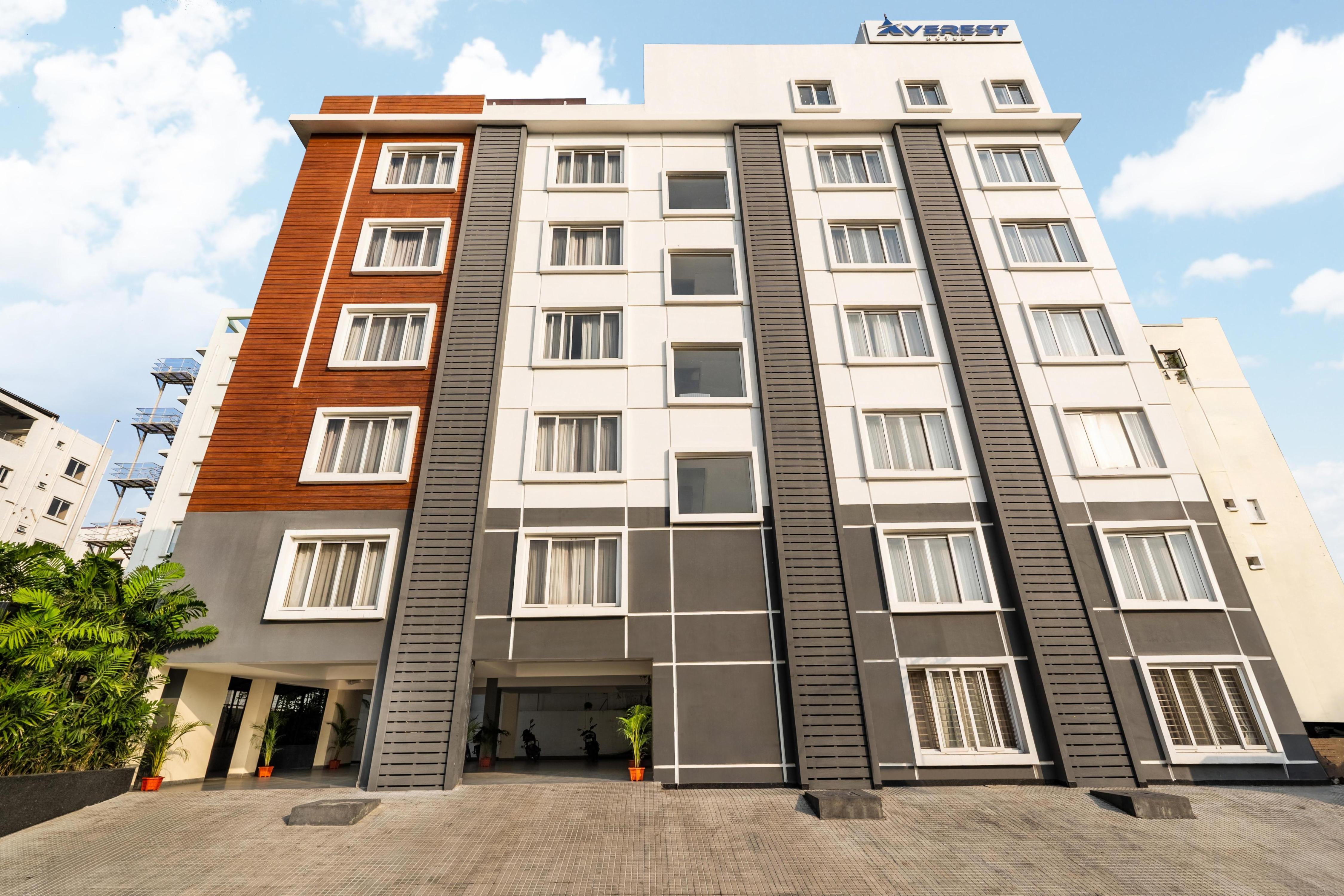Destino by Monday Hotels Gachibowli - Tap to explore photos