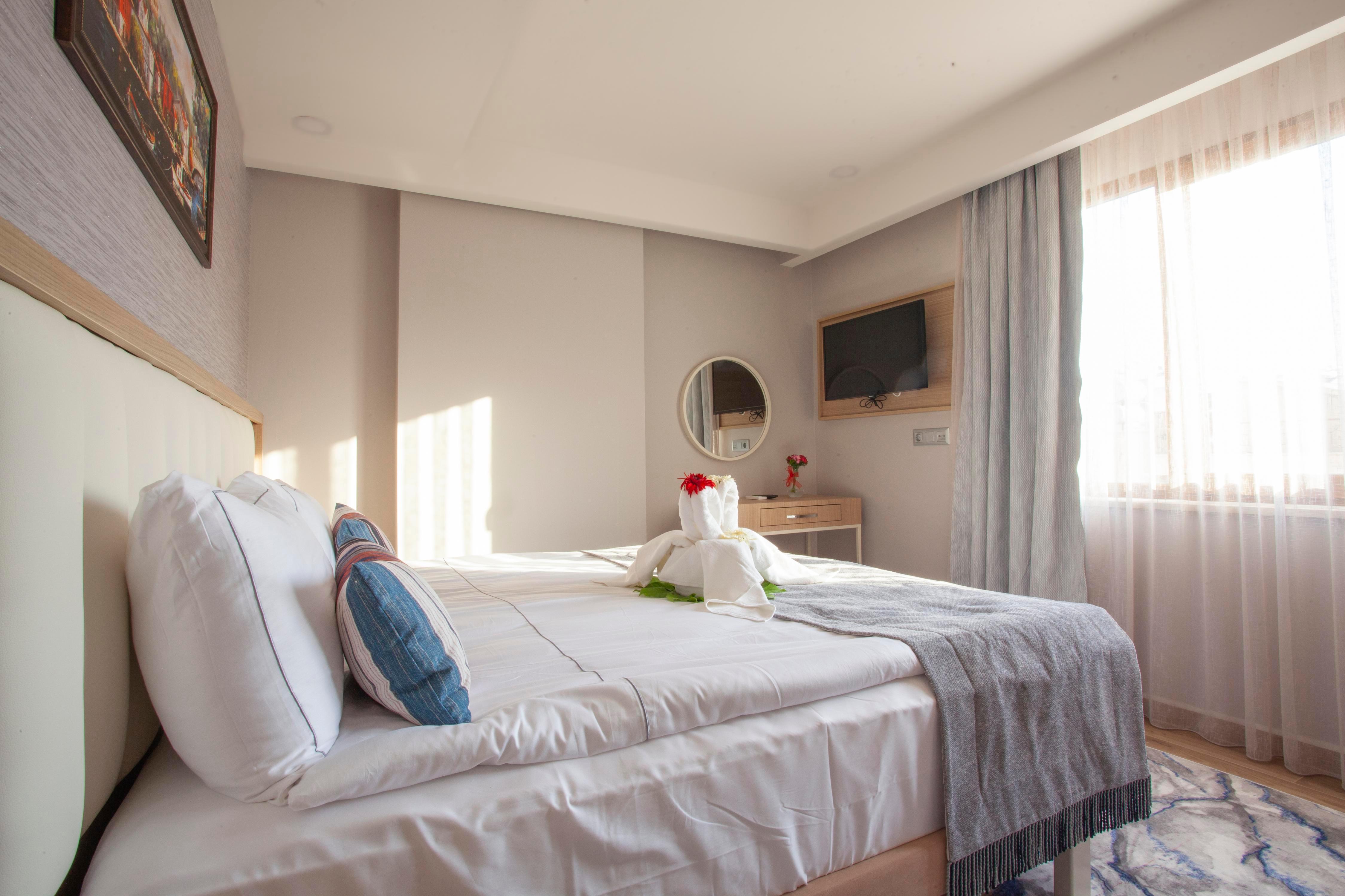 Old Town Point Hotel & Spa Antalya Room Type - Deluxe Triple Room Old Town Point Hotel & Spa Antalya Room Type - Deluxe Triple Room