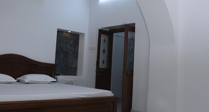 Hotel Swagatam Room Type - Classic Triple Room