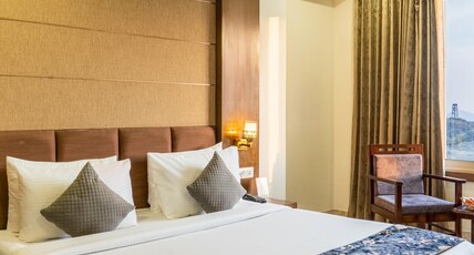 Paandora Grand Room Type - Premium Room