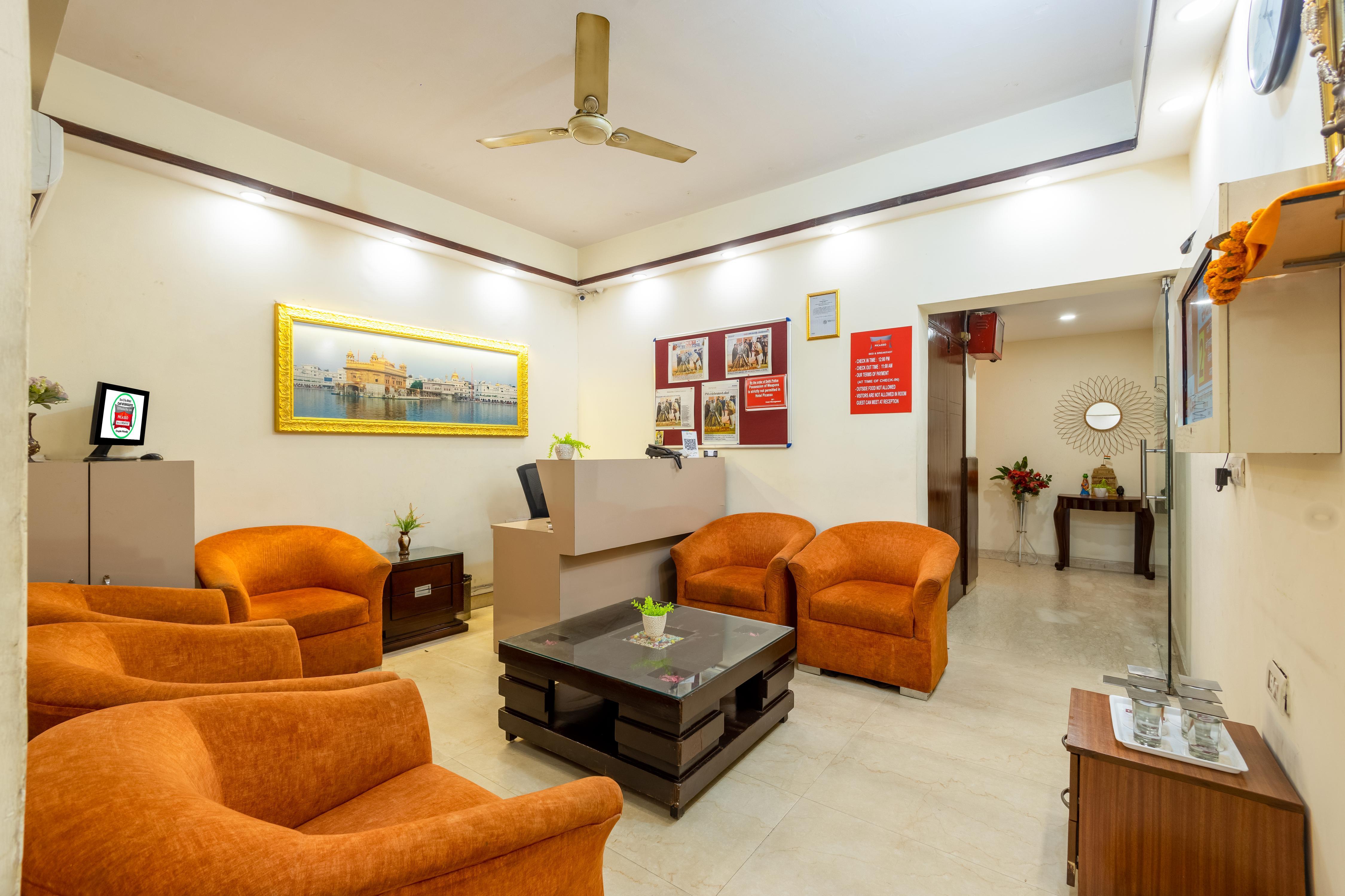 Hotel Picasso Residency - Naraina Vihar, Delhi - Tap to explore photos