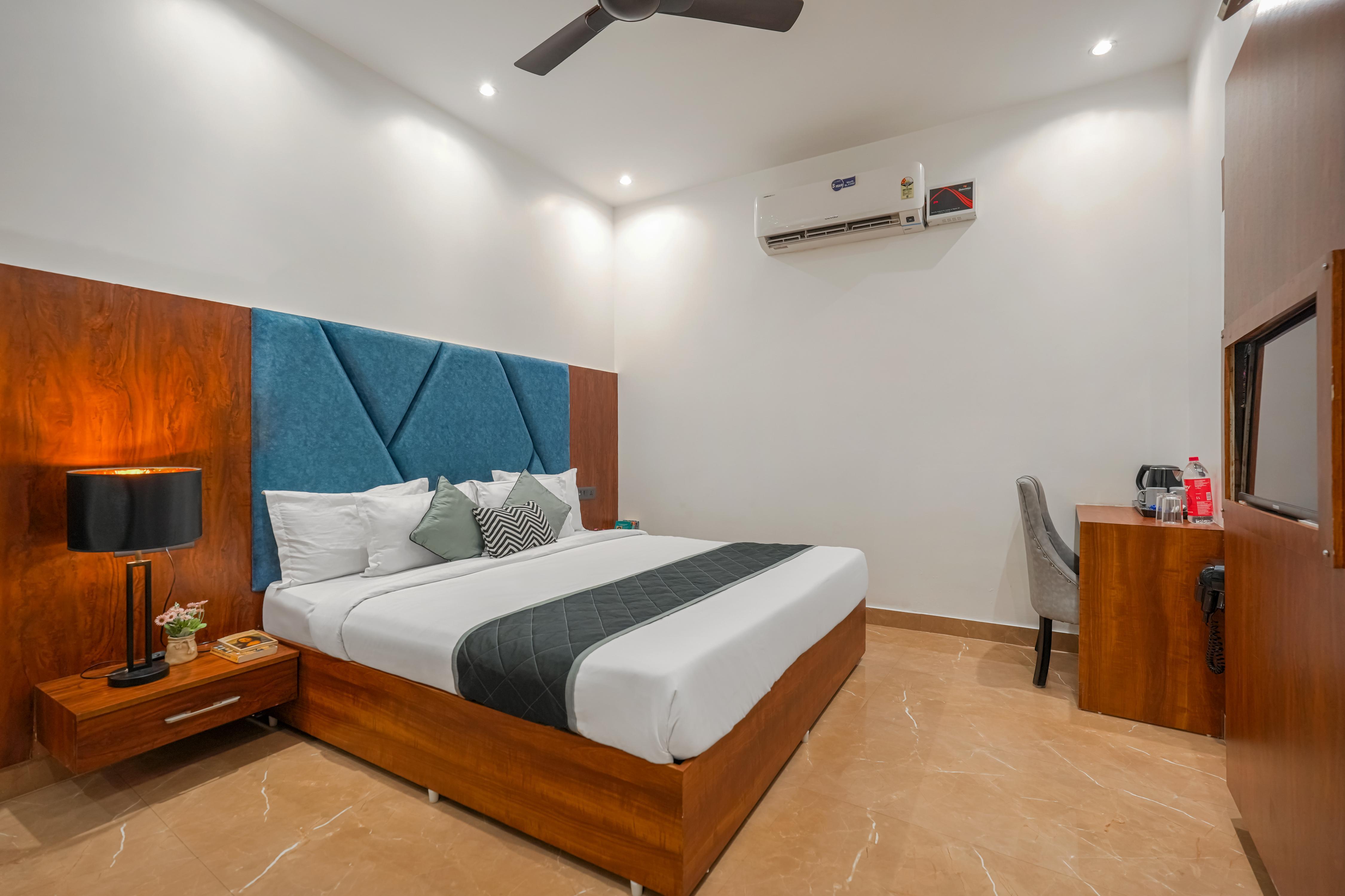 Hotel Elite - 500 Meters from Golden Temple Room Type - Deluxe Room