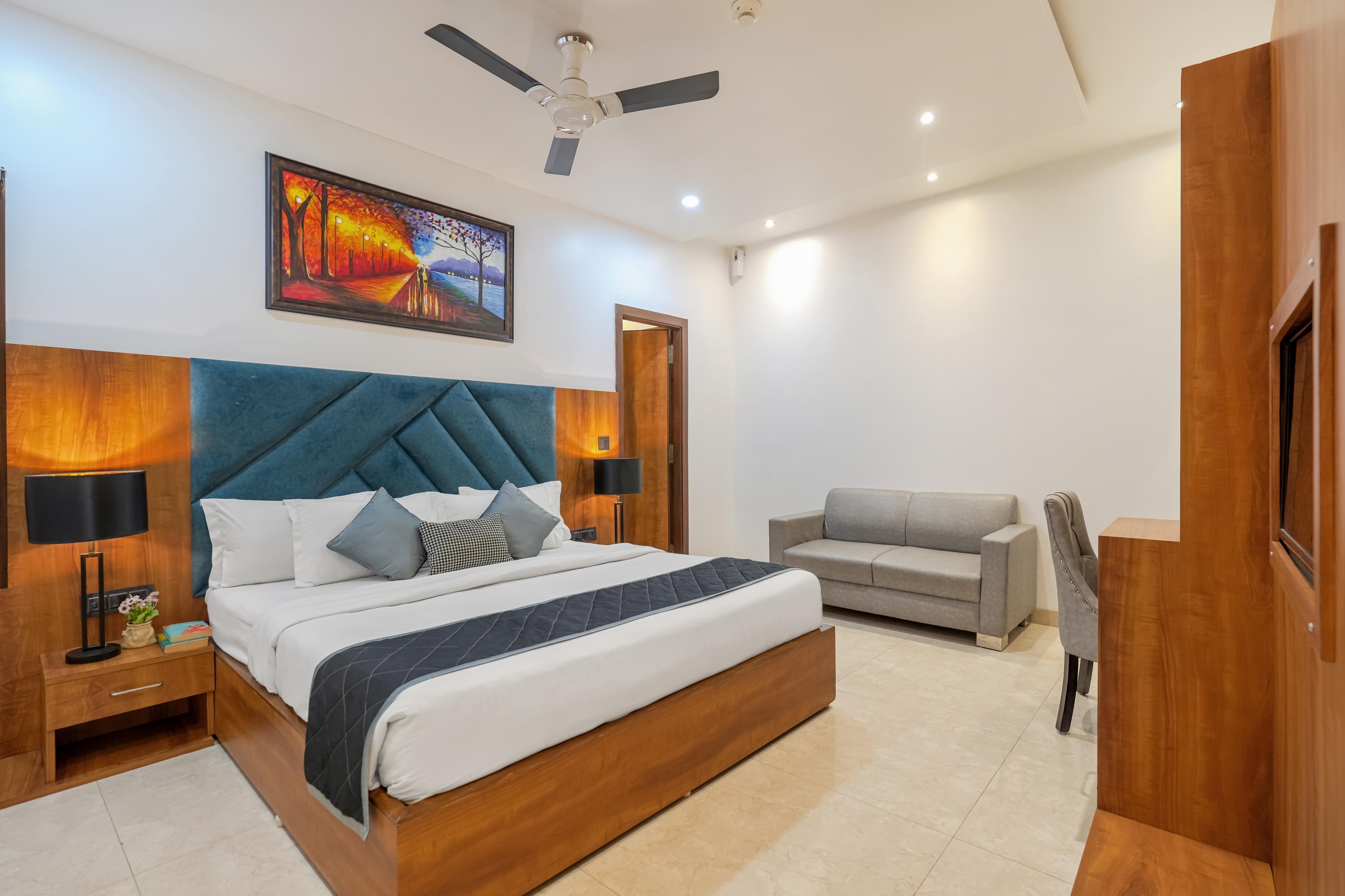 Address of Hotel Elite - 500 Meters from Golden Temple