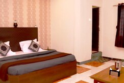 Address of J J Lodging