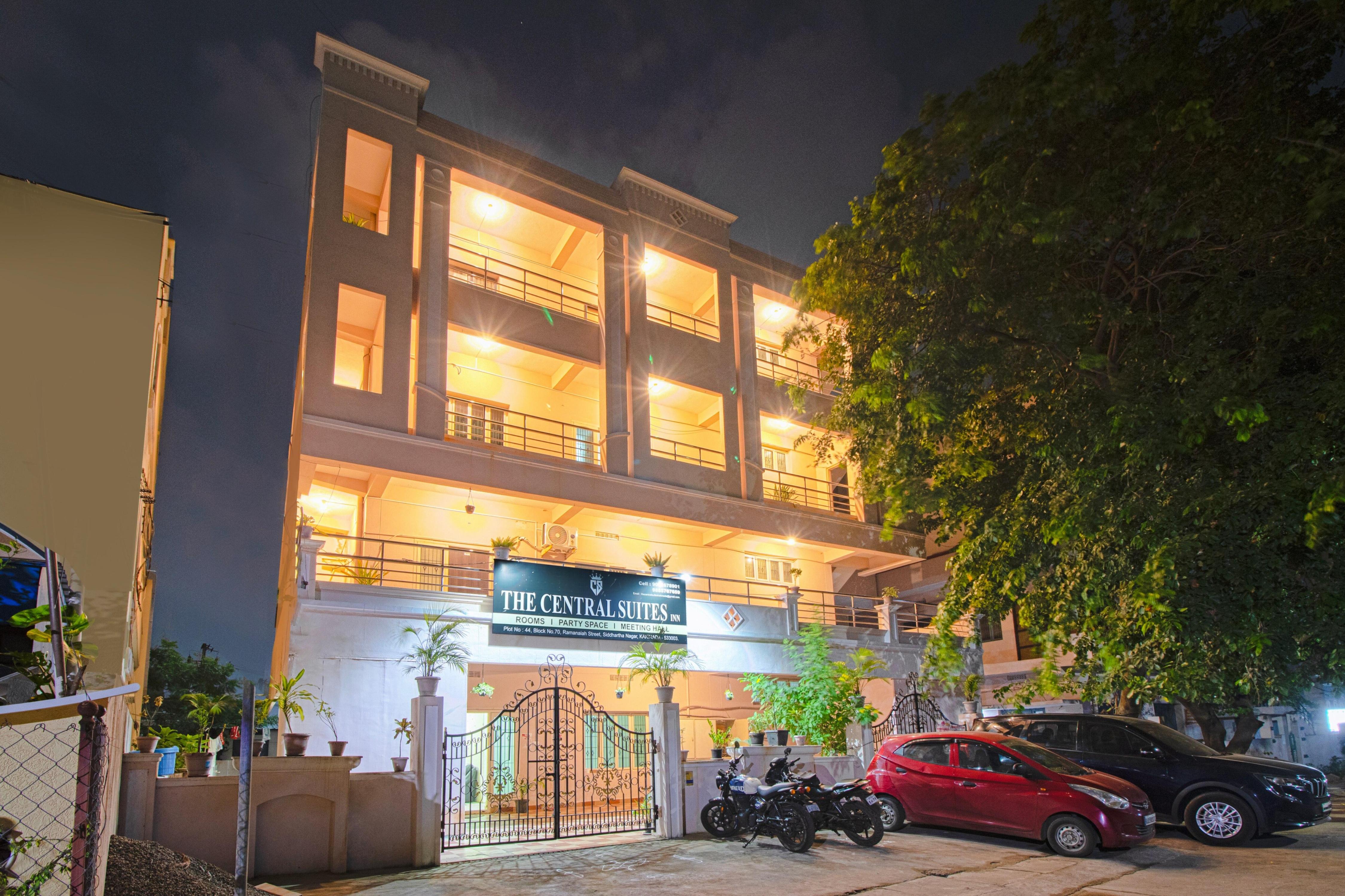 The Central Suites Inn - Tap to explore photos