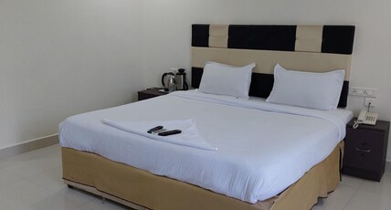 MBK GUEST HOUSE Room Type - Deluxe Room AC MBK GUEST HOUSE Room Type - Deluxe Room AC