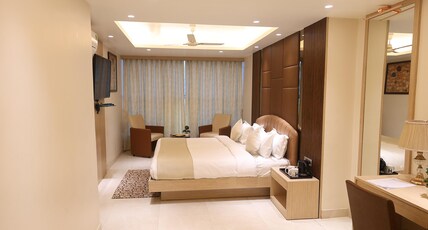 Homansh Galaxy Hotel Room Type - PREMIUM ROOM