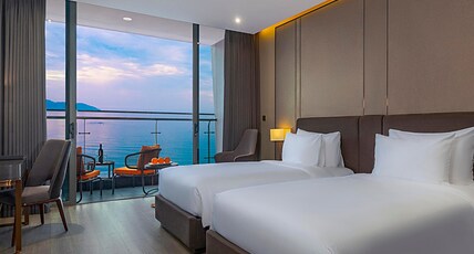 Le Sands Oceanfront Danang Hotel Room Type - Premier Oceanfront Twin
