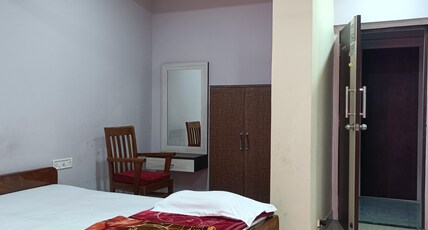 Hotel Sanjiban Room Type - COMFORT TRIPLE BED AC