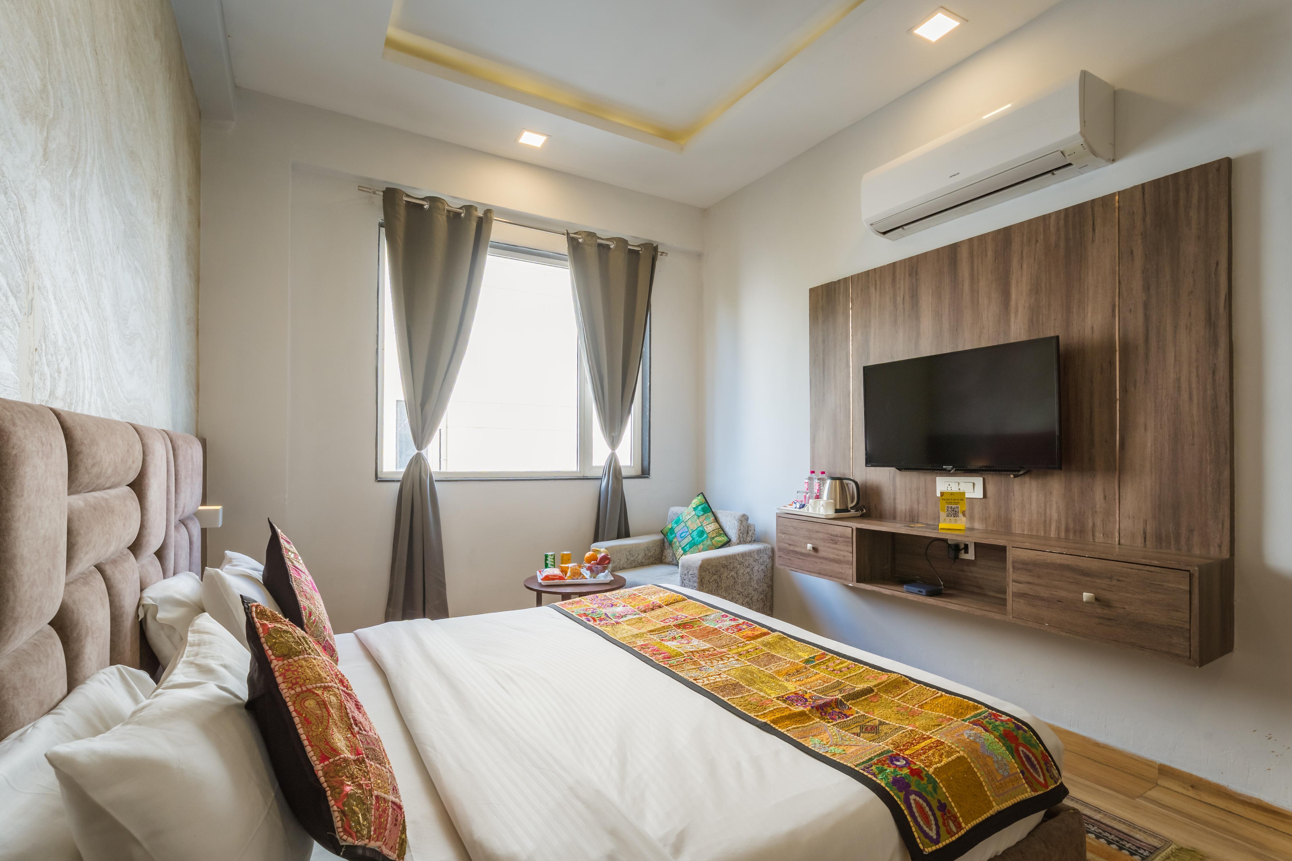 Tripli Hotels Le Shelton - Tap to explore photos