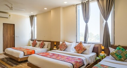 Tripli Hotels Le Shelton Room Type - Family Suite