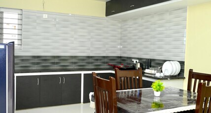 Srivari Homestay Room Type - Srivari Homestay - 401