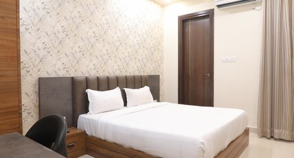 Ashiyana Residency Room Type - Deluxe AC Room Couple Friendly Ashiyana Residency Room Type - Deluxe AC Room Couple Friendly