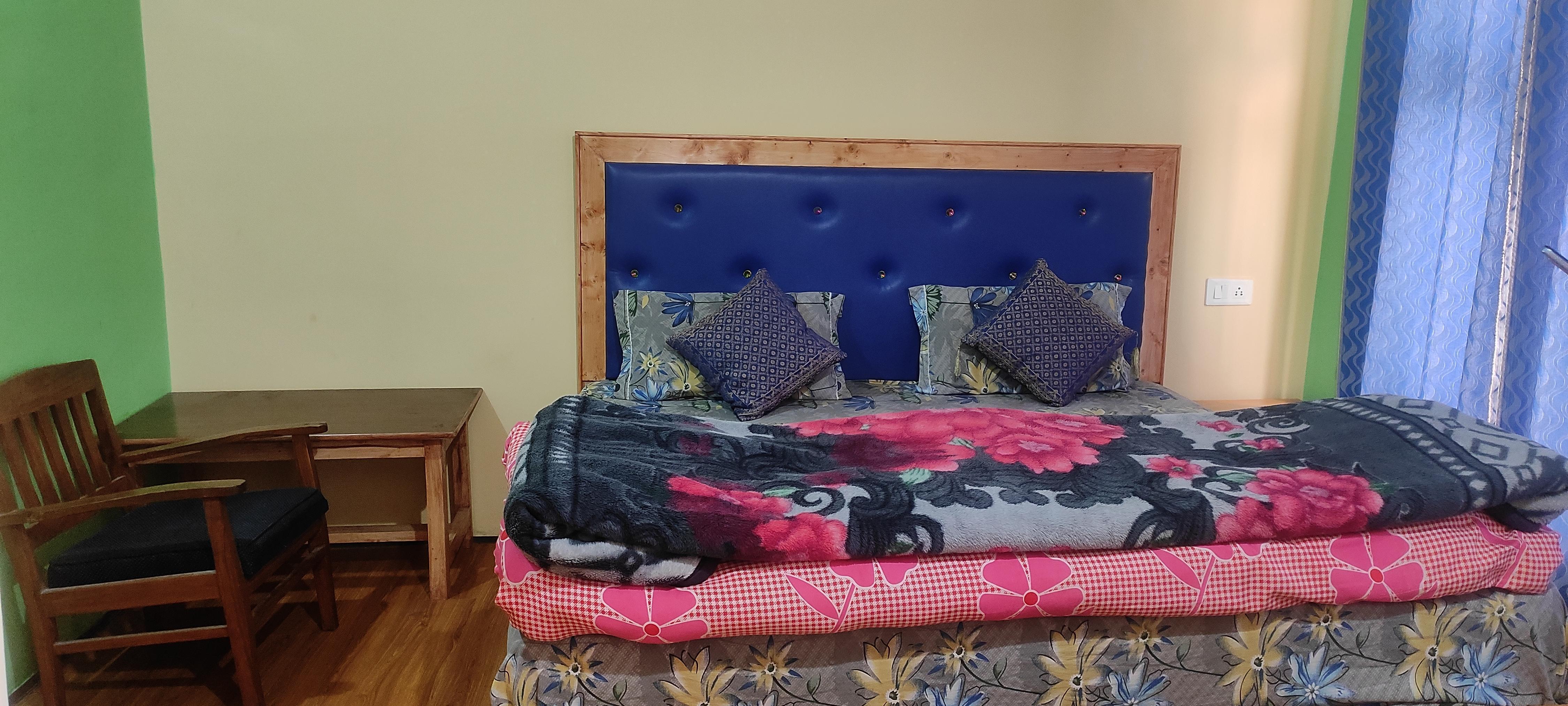 Noor Guest House - Tap to explore photos