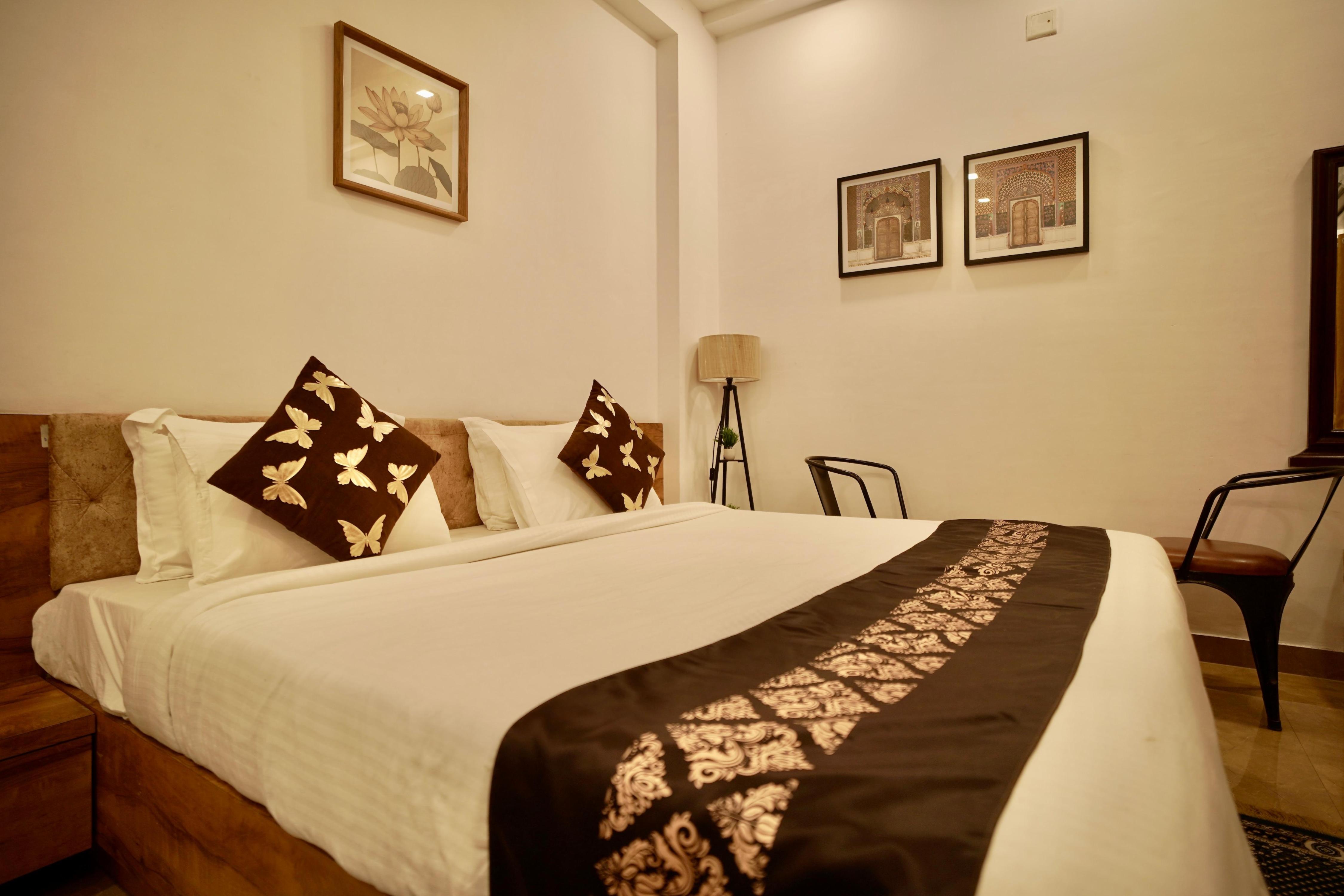 Hotel Haridas Haveli - Tap to explore photos