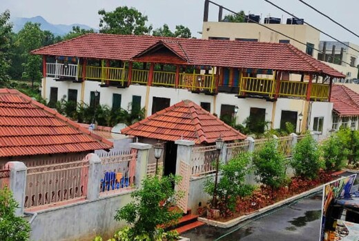 Siriki Resorts