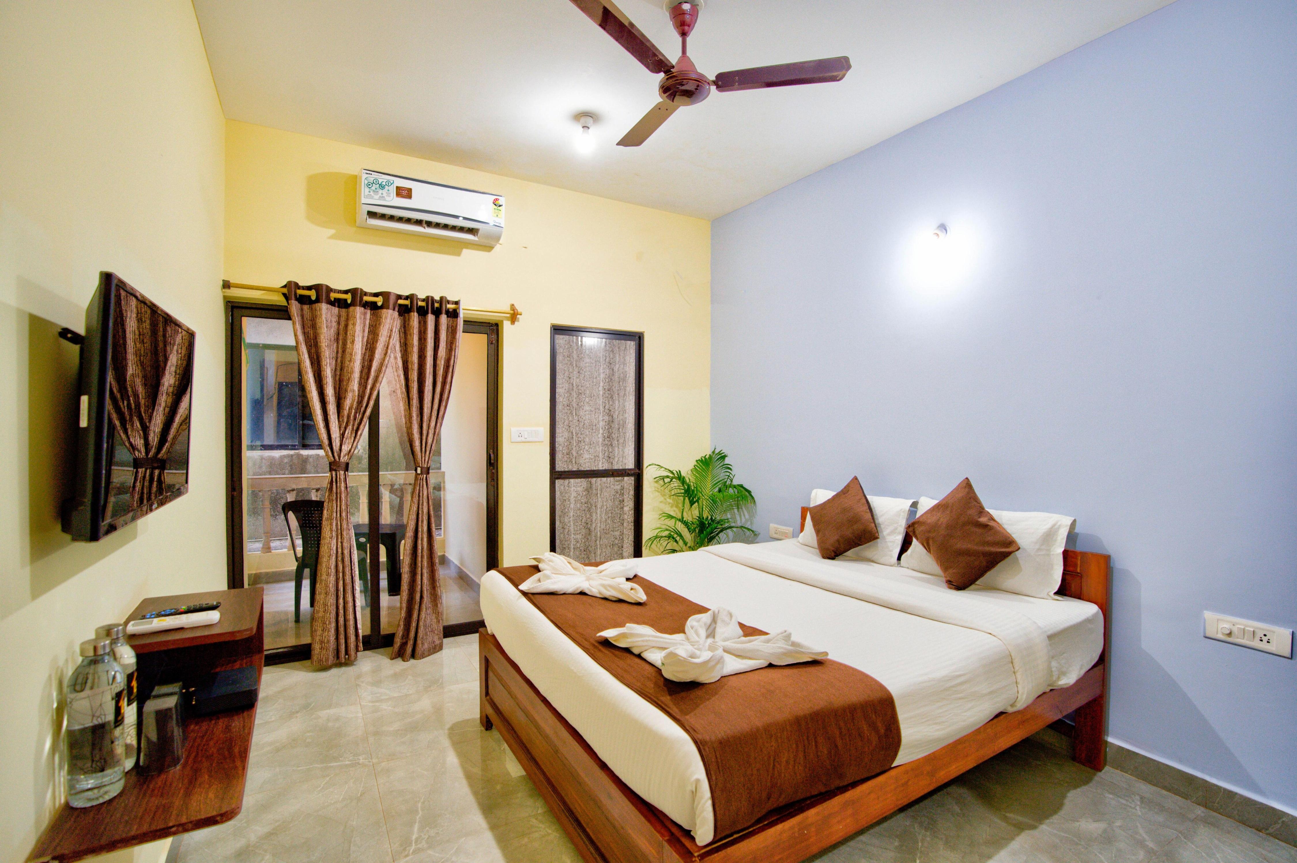 Crystal Bay Baga Room Type - Triple Room with Balcony