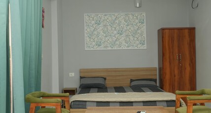 The Brick House (Studios and Rooms) Room Type - Bricks2 Studio - Stylish Furnished Studio