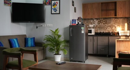 The Brick House (Studios and Rooms) Room Type - Bricks1 Studio - Stylish Furnished Studio
