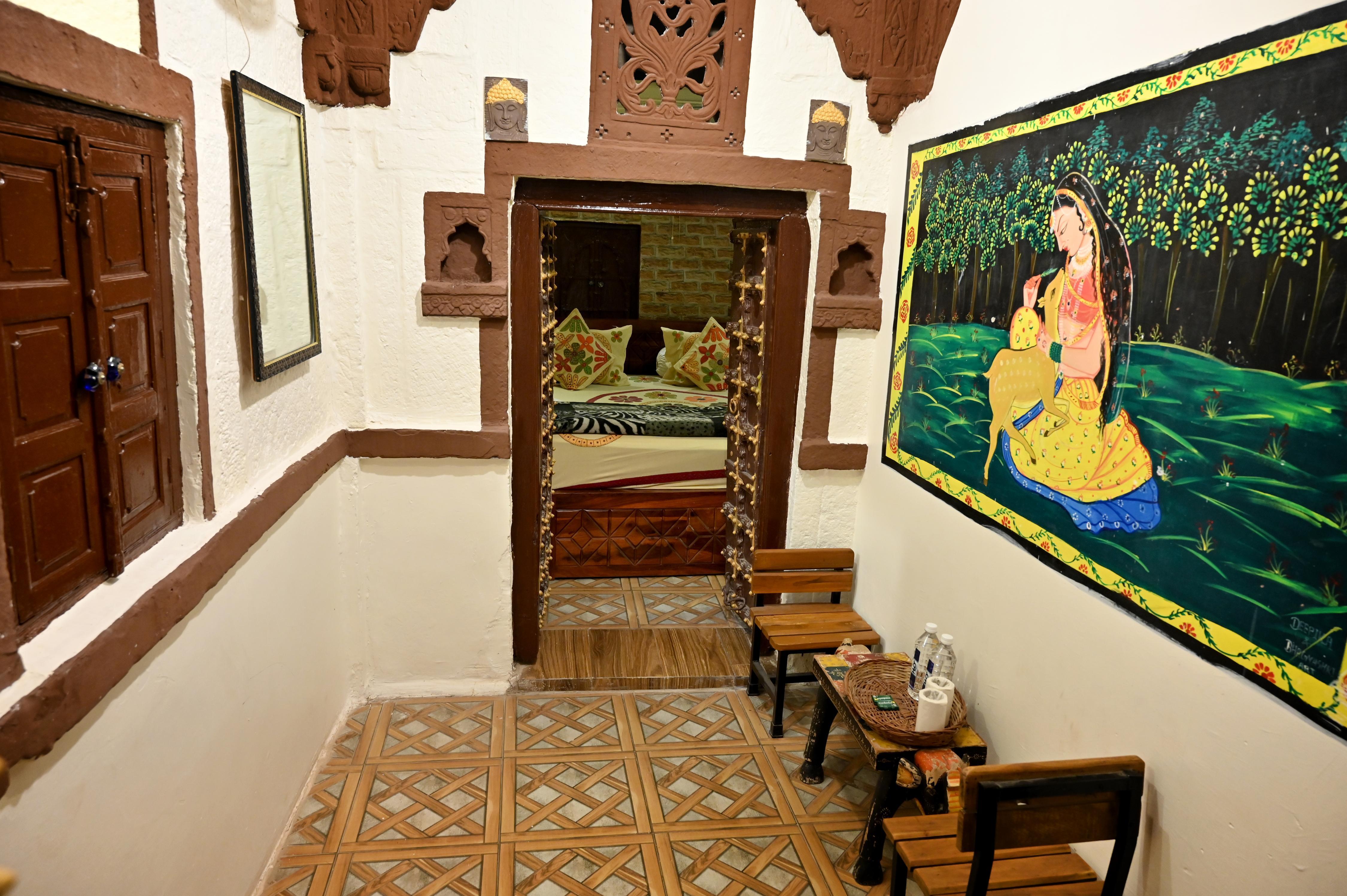 Castle View Home Stay Room Type - Budget Double Room