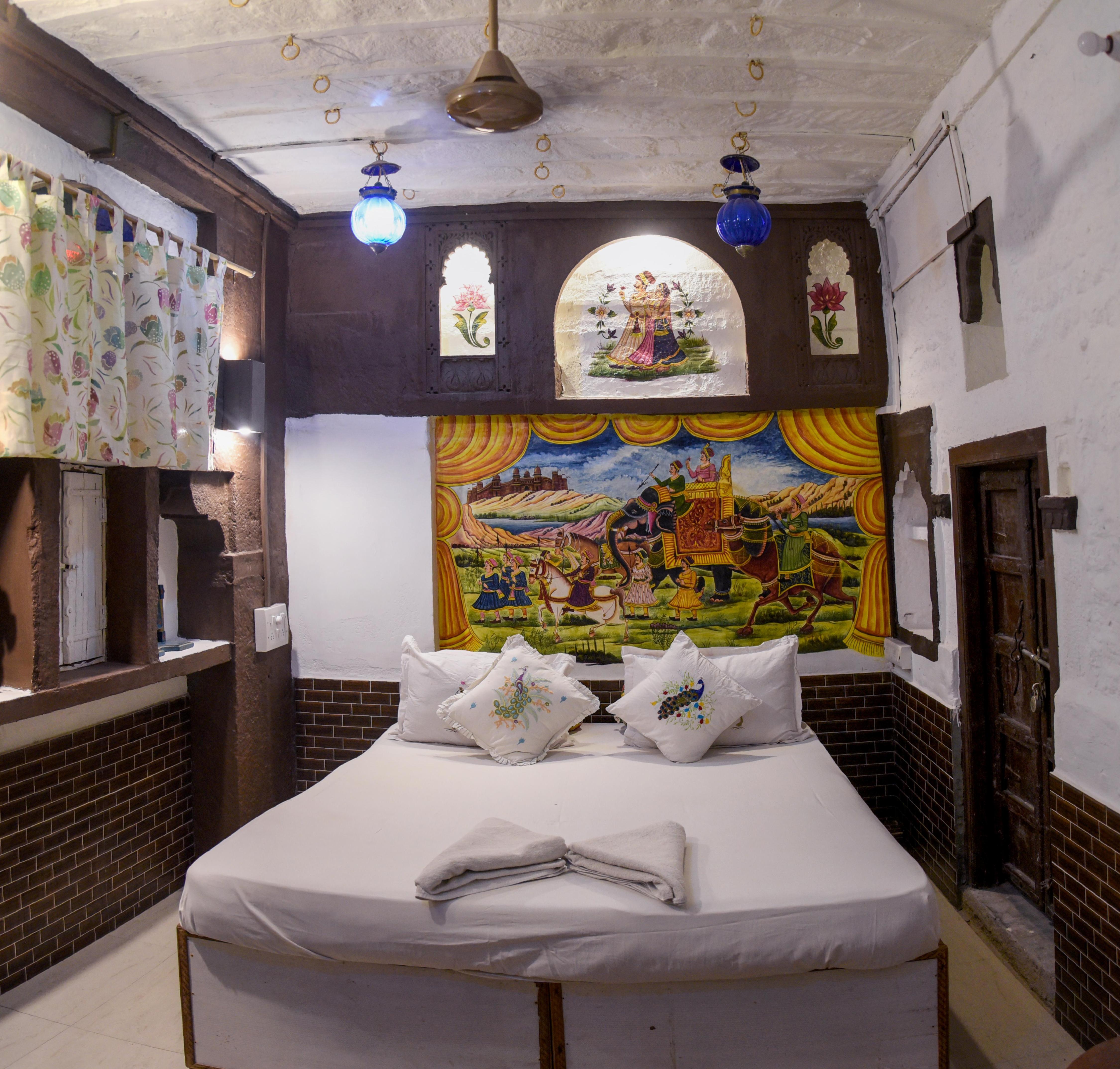 Castle View Home Stay - Tap to explore photos