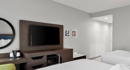 Hampton Inn by Hilton Huntley Chicago Room Type - 2 QNS HEARING ACC