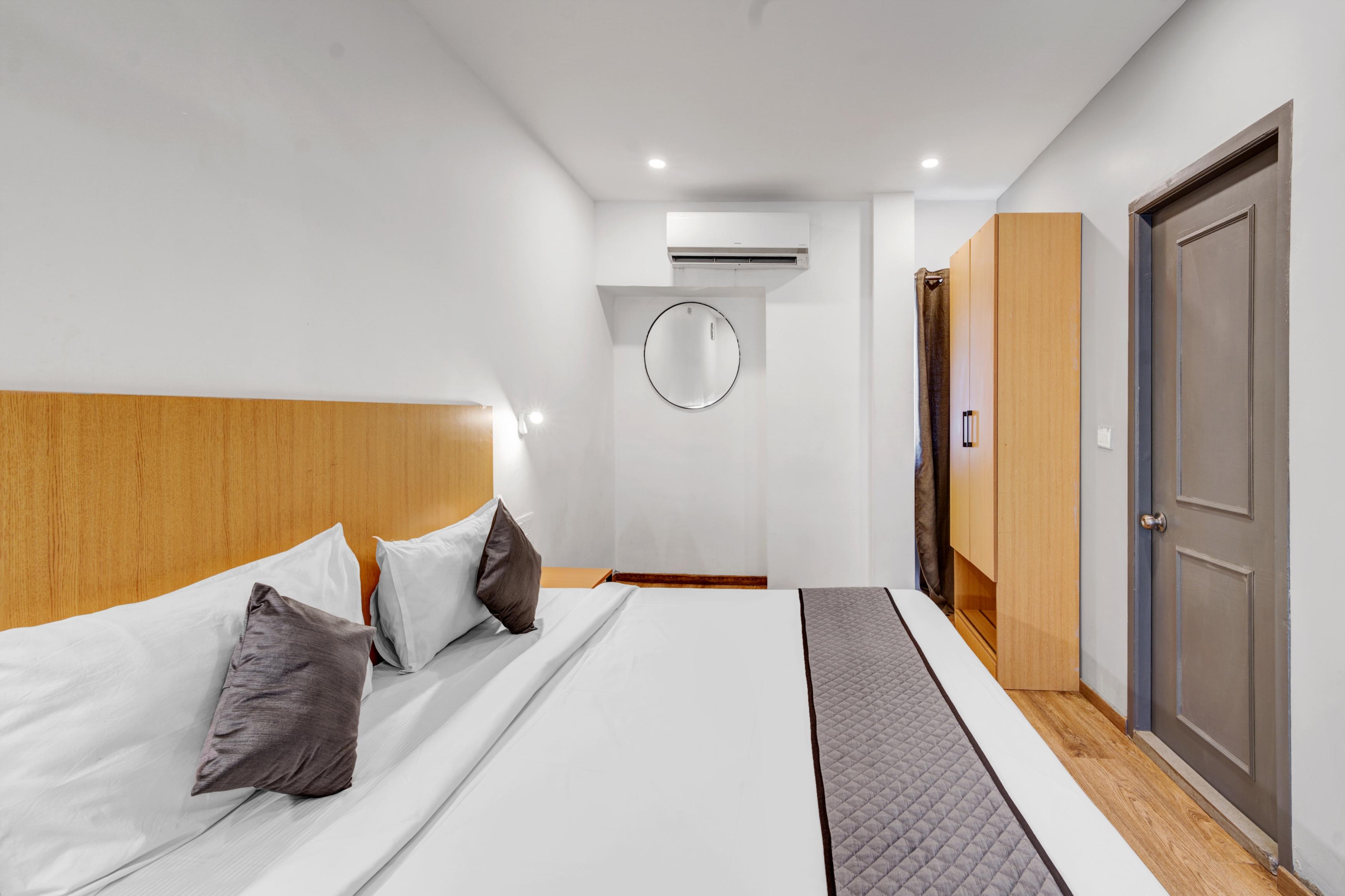UPAR Hotels Thoraipakkam,OMR - Tap to explore photos