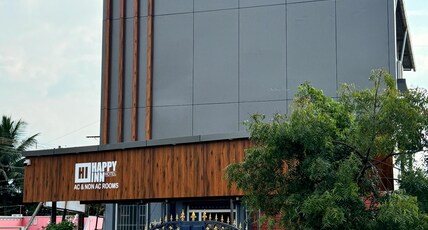 Happy Inn Room Type - Deluxe AC Room