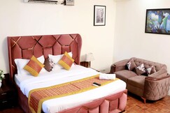 Fortune Home Service Apartment 3Bhk,1B,E-28, Saket