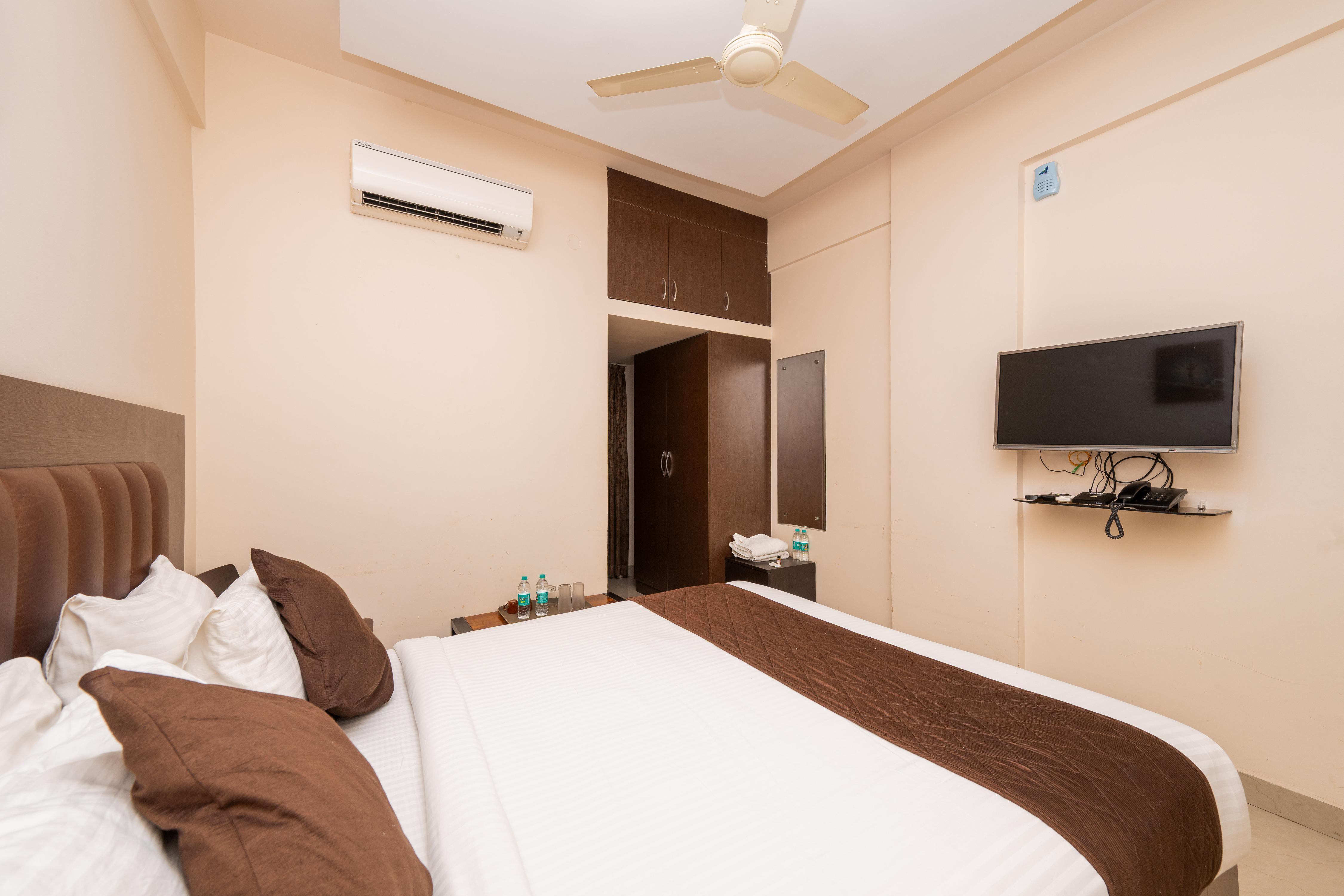 Hotel Balinova - Marathahalli - Tap to explore photos