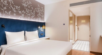 7 Apple Hotel Jalmahal Jaipur Room Type - Jal Mahal View Room 7 Apple Hotel Jalmahal Jaipur Room Type - Jal Mahal View Room