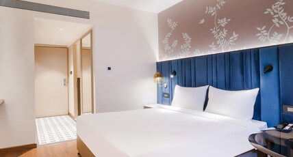 7 Apple Hotel Jalmahal Jaipur Room Type - Premium Room 7 Apple Hotel Jalmahal Jaipur Room Type - Premium Room